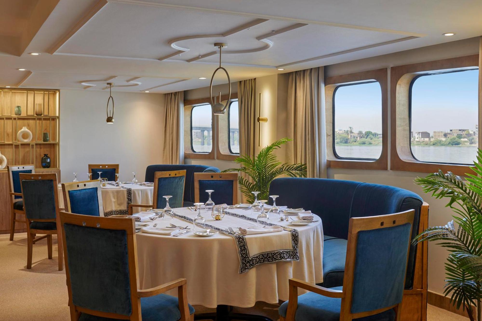 Moevenpick Royal Lotus Nile Cruise, Every Monday Four Nights From Luxor, Every Friday Three Nights From Aswan - Including Excursions & Sightseeing 외부 사진