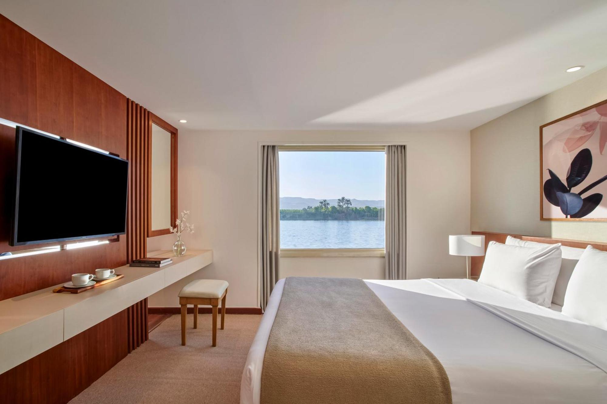 Moevenpick Royal Lotus Nile Cruise, Every Monday Four Nights From Luxor, Every Friday Three Nights From Aswan - Including Excursions & Sightseeing 외부 사진